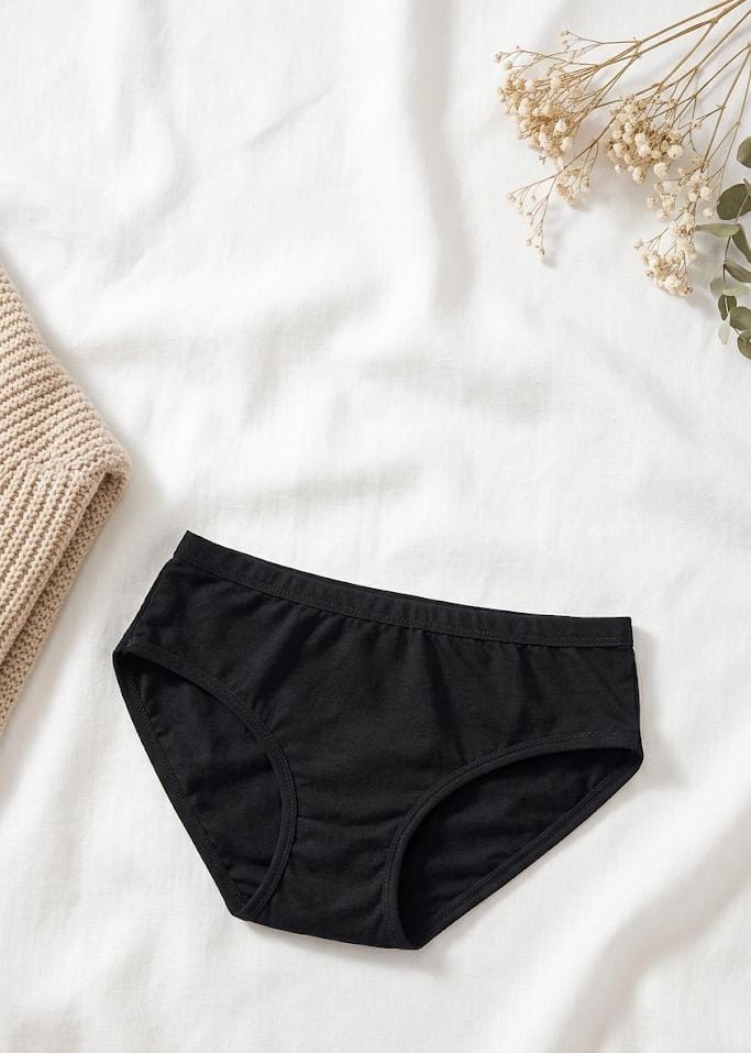 Budget Pack Of 3 & 5 Comfortable Polka Dotted Cotton Brief Women Seamless Underwear Panties 3202